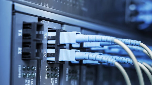 在實際應用中,需要根據通信需求和系統要求來選擇合適的通信模式。 在實際應用中,需要根據通信需求和系統要求來選擇合適的通信模式。